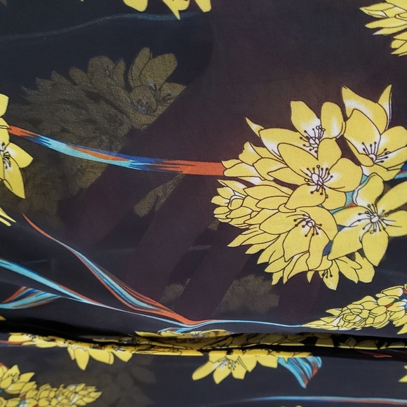 Urban Coco long sleeve sheer black Yello floral button blouse; Size small - Picture 5 of 16